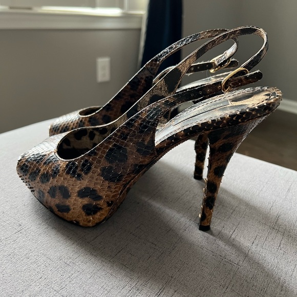 Very Sexy and Comfortable Leopard Skin Dolce and Gabbana open toe Heel.❤️❤️ - Picture 2 of 4